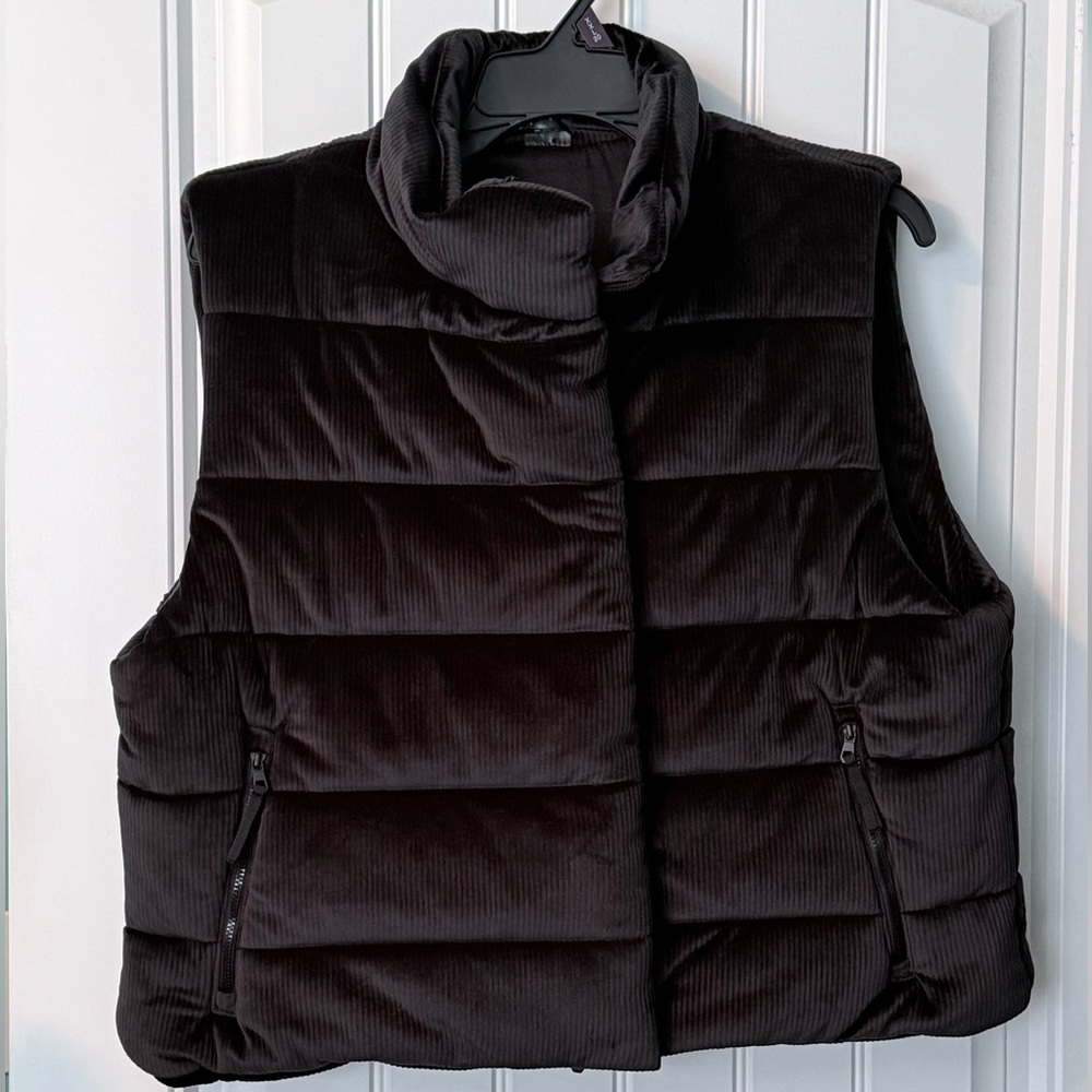 NWOT Avis Women's Black Velour Puffer Vest Size XXL